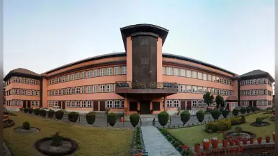 नेपाल में प्रतिनिधि सभा को भंग करने के मामले में गुरुवार से सुनवाई करेगा SC, प्रतिनिधि सभा को भंग किए जाने के खिलाफ याचिका दायर