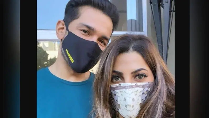 Khatron Ke Khiladi 11 : निक्की तंबोली और अभिनव शुक्ला साउथ अफ्रीका में कर रहे मस्ती, सामने आई तसवीरें…