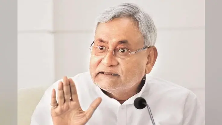 सभी प्रवासी मजदूरों की कराएं डोर-टू-डोर स्क्रीनिंग : सीएम