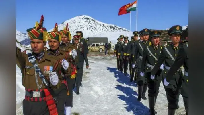 पेन्गौंग झील को लेकर क्या है तनाव, आइए भारत चीन वार्ता से पहले इसे समझें