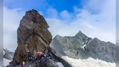 Shrikhand Mahadev: कैसे पहुंचे श्रीखंड महादेव, जानिए क्या है इसका इतिहास और कहानी