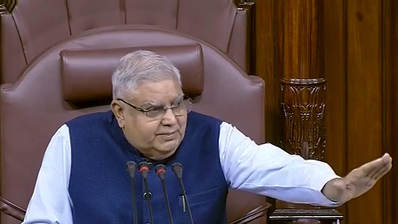 राज्यसभा के सभापति के खिलाफ विपक्ष ला सकता है अविश्वास प्रस्ताव! 50 से ज्यादा सांसदों के हस्ताक्षर का दावा