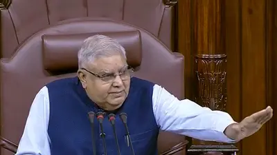 राज्यसभा के सभापति के खिलाफ विपक्ष ला सकता है अविश्वास प्रस्ताव! 50 से ज्यादा सांसदों के हस्ताक्षर का दावा