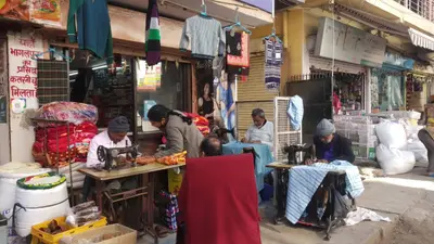 Madhubani Market:फुटकर विक्रेताओं के समस्या के समाधान की बनी रूपरेखा, बैठक में मौजूद रहे निगम के अधिकारी