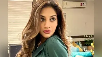 नुसरत जहां की बोल्ड फोटोज ने इंटरनेट पर मचाया धमाल, फैंस बोले-ब्यूटीफुल सांसद
