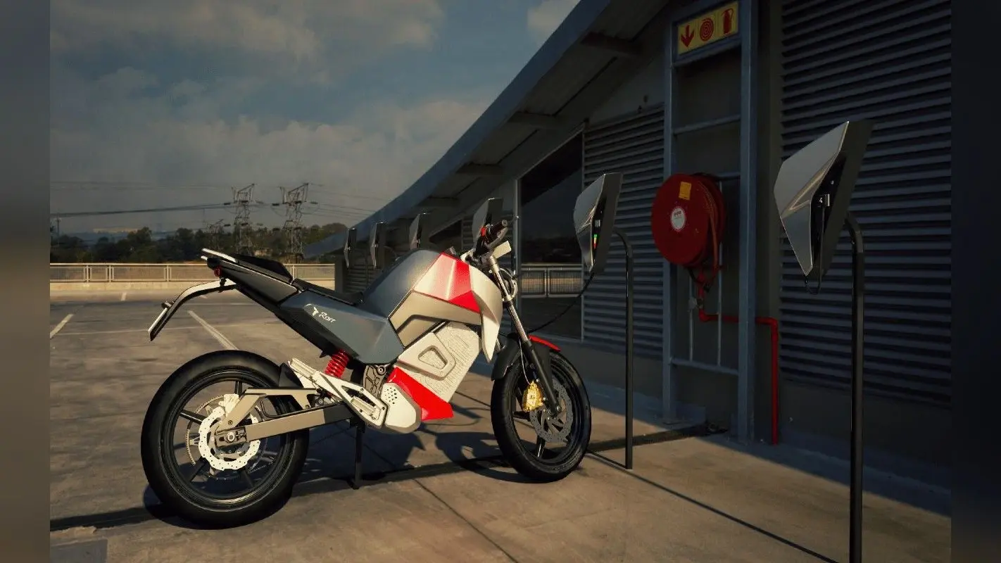 Best Electric Bikes: जबरदस्त रेंज और फीचर्स के साथ आती है ये इलेक्ट्रिक बाइक्स, कीमत भी आपके बजट में