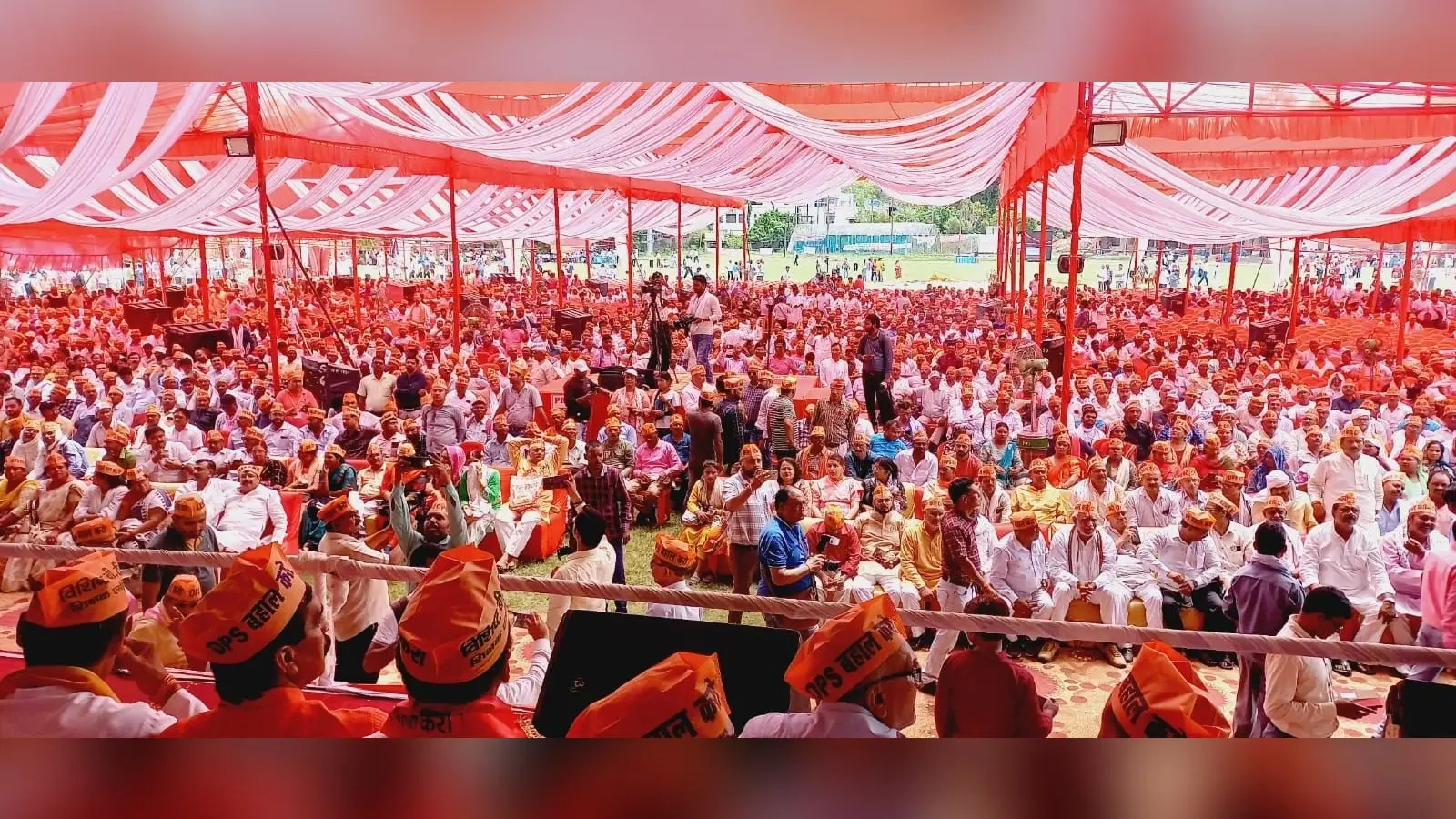 Old Pension Scheme: जो पुरानी पेंशन बहाल करेगा, कर्मचारी उसी को वोट करेगा, हुंकार रैली में गरजे कर्मचारी नेता