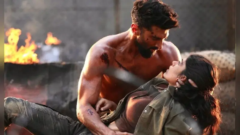 Raksha Kavach Om Review: जानें कैसी है आदित्य रॉय कपूर और संजना सांघी की फिल्म