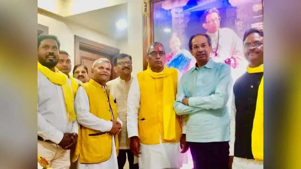 सुभासपा लड़ेगी BMC चुनाव, ओमप्रकाश राजभर को मिला उद्धव ठाकरे का साथ, पूर्वांचल फैक्टर ने बनाया सियासी साझेदार