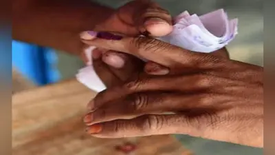 सक्षम चुनाव आयोग की जरूरत
