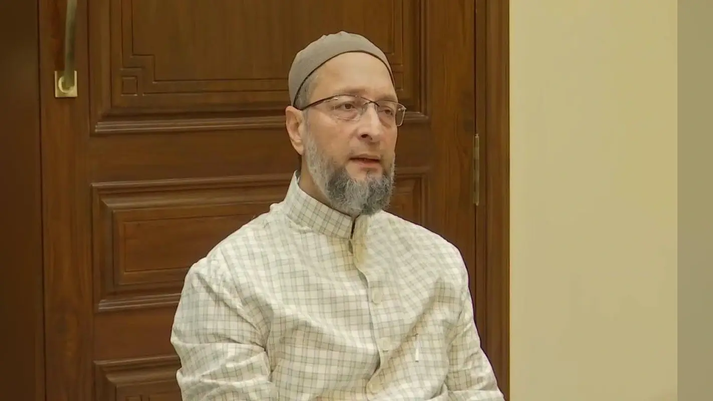Delhi Election 2025: AIMIM के उतरने से AAP की बढ़ी दिल्ली में टेंशन