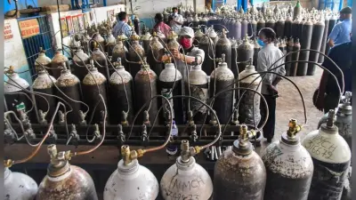 दवा कंपनियों की मनमानी से बढ़ी परेशानी ऑक्सीजन, दवाओं व ऑक्सीमीटर के बढ़ाये रेट