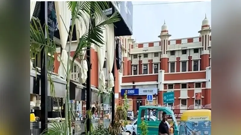उत्तर प्रदेश की राजधानी लखनऊ में खुल गया है Rail Coach रेस्टोरेंट, यकीन नहीं आता तो देख लें वीडियो