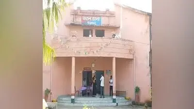 झारखंड के पलामू में सब्जी खरीदने के लिए घर से बाहर निकली महिला की छज्जा गिरने से मौत, गंभीर रूप से घायल सब्जी विक्रेता हॉस्पिटल में भर्ती