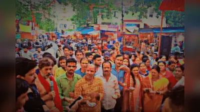 सावन की चौथी सोमवारी पर पहाड़ी बाबा की 101 दीयों से भव्य महाआरती, श्रद्धालुओं के बीच खीर महाप्रसाद का वितरण