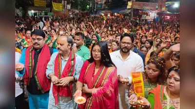 PHOTOS: सावन की आखिरी सोमवारी को हरी साड़ी पहनीं 501 महिलाओं ने ऐसे की रांची के पहाड़ी बाबा की भव्य महाआरती