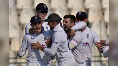 PAK vs ENG Test: इंग्लैंड ने पाकिस्तान को दूसरे टेस्ट में 26 रन से हराकर टेस्ट सीरीज पर किया कब्जा