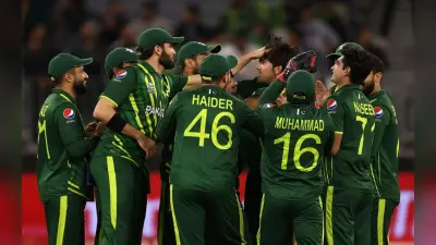 PAK vs NZ: न्यूजीलैंड की बी टीम ने पाकिस्तान का किया बुरा हाल, बाबर आजम एंड कंपनी ने टेके घुटने