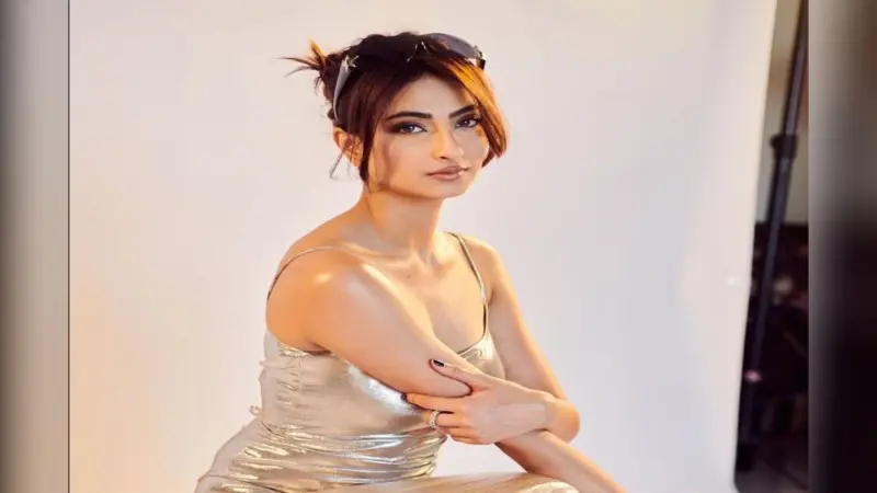 श्वेता तिवारी की बेटी पलक का सॉन्ग ‘बिजली बिजली’ हुआ वायरल, छा गई हार्डी संधू संग उनकी रोमांटिक केमिस्ट्री
