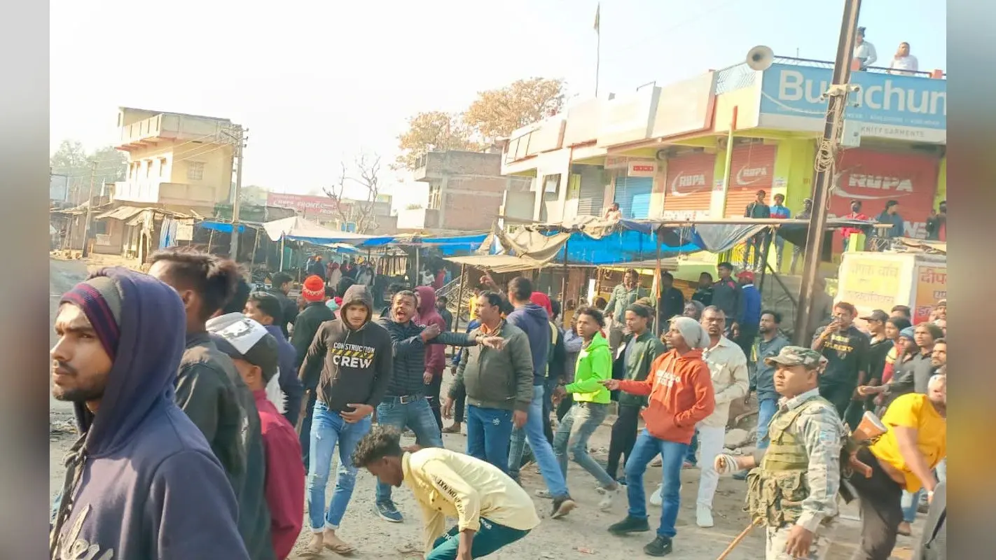Jharkhand News: पलामू के पांकी में पत्थरबाजी, एसडीपीओ सहित 15 घायल, इंटरनेट सेवा बंद