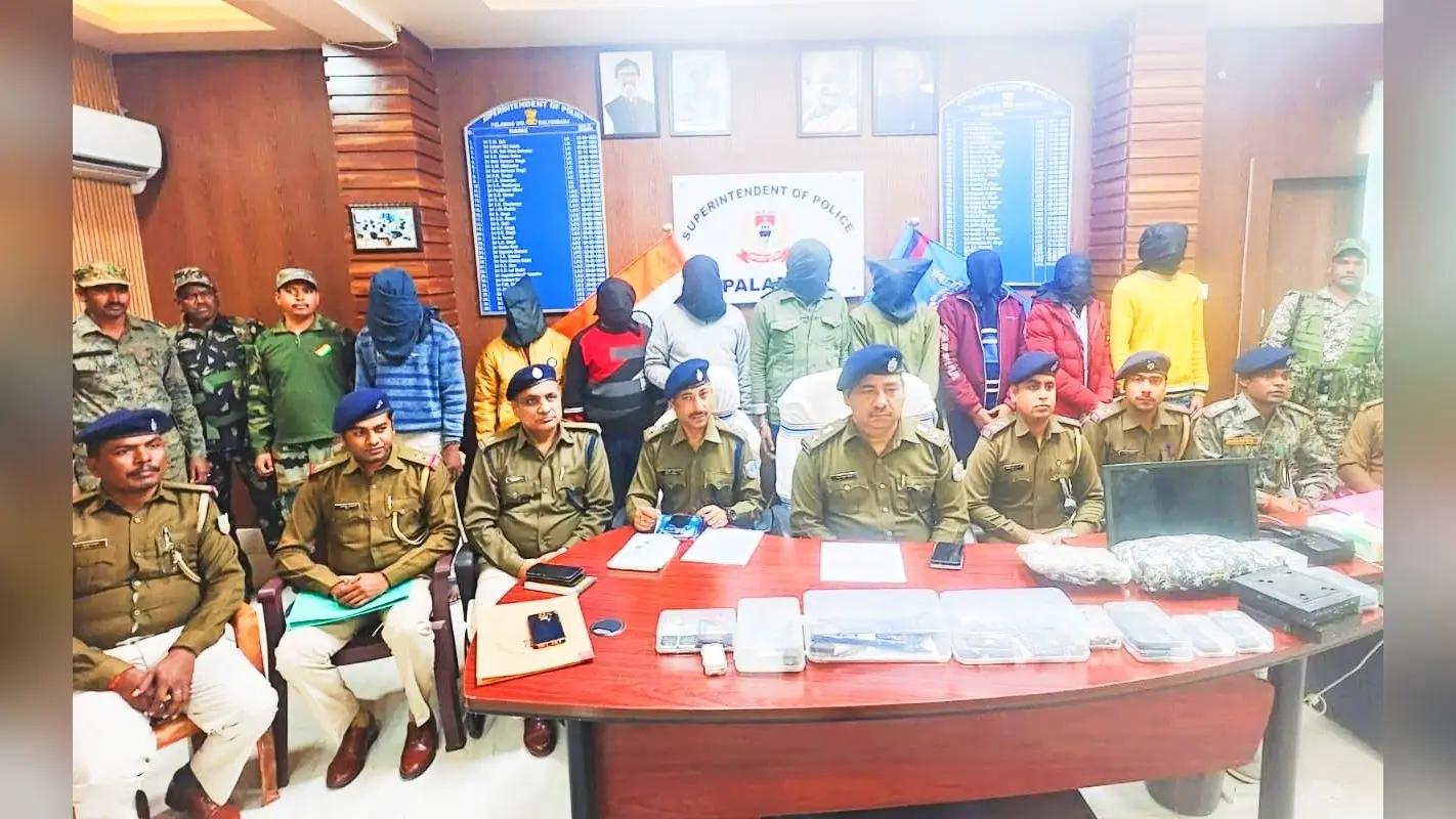 CSP-बैंक लूट गिरोह का पर्दाफाश, पलामू पुलिस ने 8 को किया गिरफ्तार, छत्तीसगढ़-उत्तर प्रदेश से जुड़े हैं तार