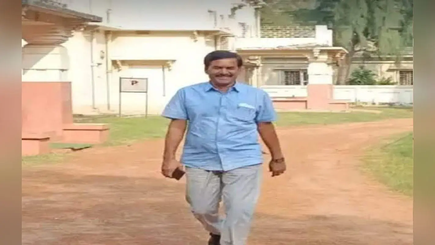 अनुब्रत मंडल का करीबी अब्दुल करीम खान पहुंचा सीबीआई कार्यालय, गौ तस्करी मामले में पूछताछ हुई शुरु