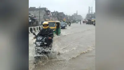 औरंगाबाद में मूसलाधार बारिश से जलमग्न हुआ शहर, जलजमाव से परेशान लोगों ने जिला प्रशासन से लगाई गुहार