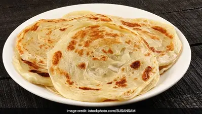 रोटी पर 5 % और पराठे पर 18 % टैक्स, देखें सोशल मीडिया पर कैसे मजे ले रहे हैं लोग