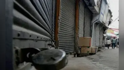 किशनगंज जिला प्रशासन ने कोरोना से बचाव के लिए जारी किया गाइडलाइन, जानें किस दिन खुलेंगी कौन सी दुकानें