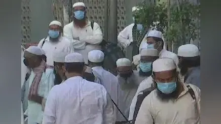 Coronavirus Outbreak : पटना में भी आ चुका है तबलीगी जमात जैसा मामला, मस्जिद में जुटे थे 10 विदेशी उपदेशक