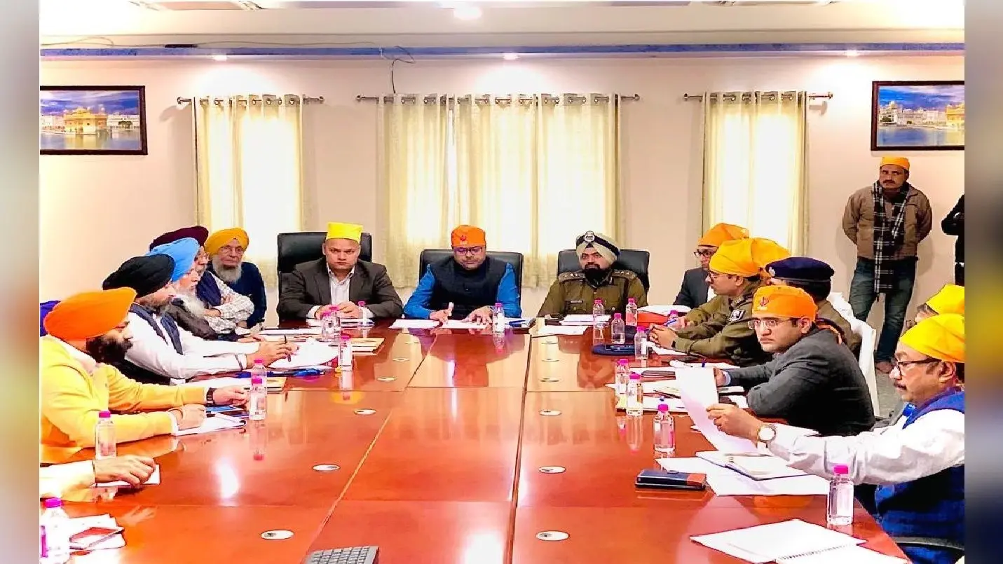 पटना में प्रकाश पर्व की तैयारी शुरू, संगत के लिए चलेगी स्टीमर, राजगीर के लिए हर दिन बसों का होगा परिचालन