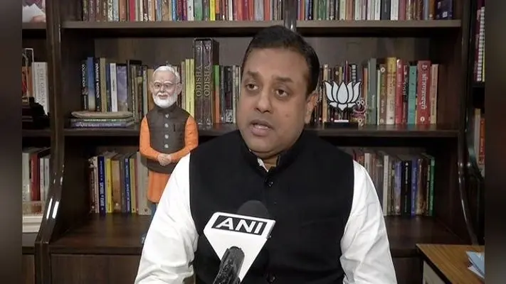 दिशा रवि को लेकर दिल्ली पुलिस ने किया चौकाने वाला खुलासा, संबित पात्रा बोले- देश को तोड़ने का काम करने वालों के खिलाफ कार्रवाई जरूरी