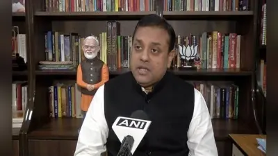 दिशा रवि को लेकर दिल्ली पुलिस ने किया चौकाने वाला खुलासा, संबित पात्रा बोले- देश को तोड़ने का काम करने वालों के खिलाफ कार्रवाई जरूरी