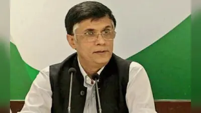 राहुल गांधी से बंगला खाली कराने में जल्दबाजी, आजाद पर पवन खेड़ा ने कसा तंज कहा- आखिर गुलाम पर मेहरबानी क्यों?