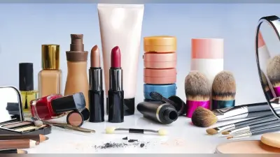 Personal Care: पर्सनल केयर प्रोडक्ट्स खरीदते समय इन बातों का रखें खास ध्यान