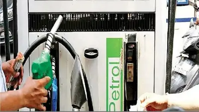 Fact Check: पेट्रोल-डीजल पर मिलेगी पूरे 6000 रुपये की सब्सिडी? जानें वायरल मैसेज का सच