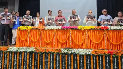Army Day 2022: लड़ाकू वर्दी में भारतीय सेना के जवानों ने किया मार्च