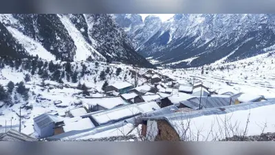 उत्तराखंड: बर्फ की चादर से ढकी चीन की सीमा से सटी घाटी, जोखिम के बीच निगरानी में जवान