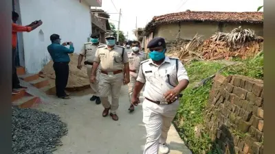 Bihar Crime News : प्रेमी के घर पहुंची प्रेमिका ने साथ लौटने से किया इनकार, तो भाई ने चाकू से गोद कर दोनों को मार डाला