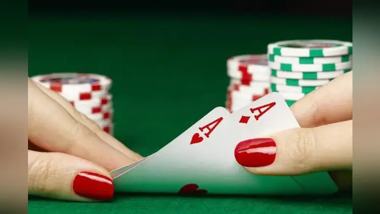 Diwali Gambling Tradition: दिवाली पर ताश खेलने की परंपरा को भुनाने में जुटे Online Games