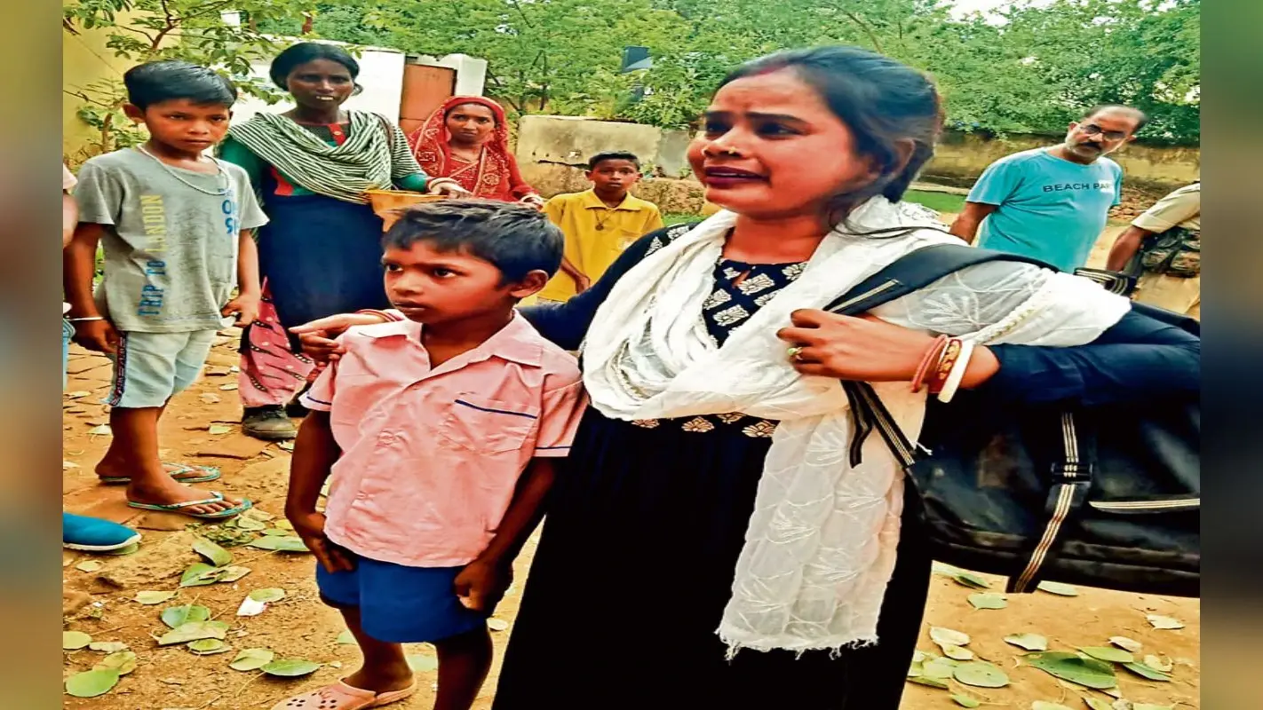 जमशेदपुर : छुट्टी के बाद क्लासरूम में बंद रह गया कक्षा तीन का छात्र, पुलिस ने निकाला