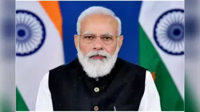 PM मोदी ने PMO में कार्यरत कर्मचारियों की बेटियों से बंधवाई राखी, बच्चों को उपहार में तिरंगे दिए
