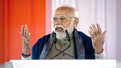 PM Modi in Ayodhya: अयोध्या दौरे के दौरान उज्ज्वला लाभार्थी के घर पहुंचे पीएम मोदी, चाय पी