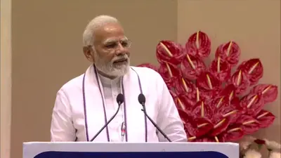 उद्यमी भारत में बोले पीएम मोदी – देश में पहली बार खादी और ग्रामोद्योग का टर्नओवर एक लाख करोड़ के पार