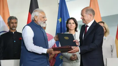 PM Modi Europe Tour: पहली बार मिले पीएम मोदी-जर्मन चांसलर शॉल्ज, कहा- व्यापार को नयी ऊंचाई पर ले जायेंगे