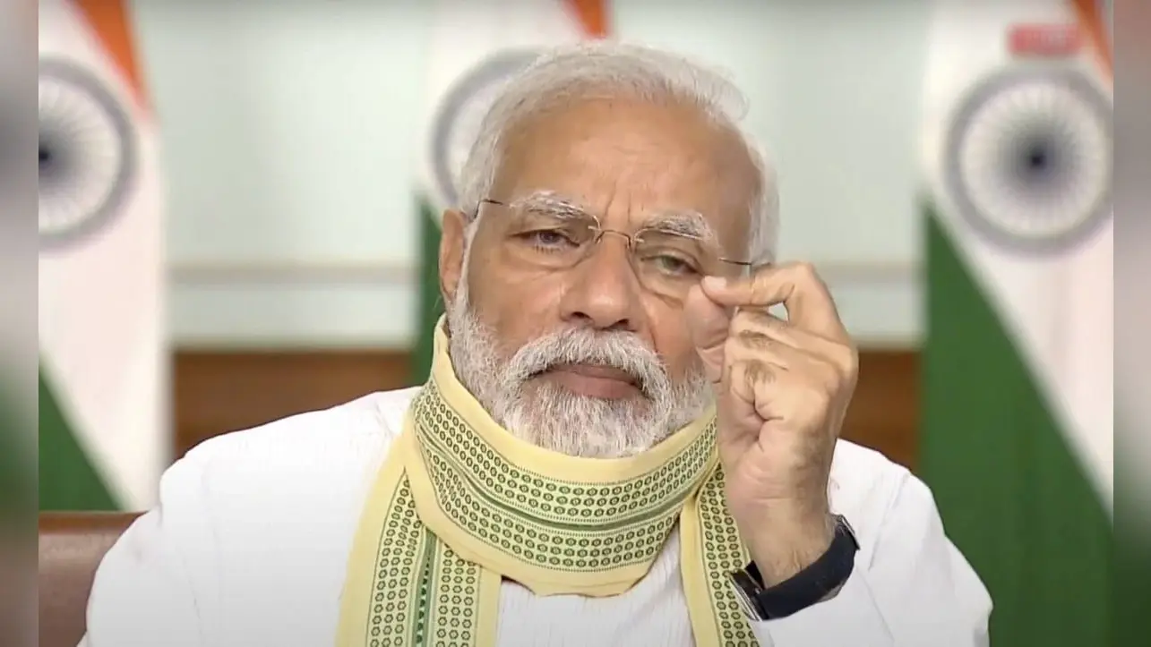 देश को आत्मनिर्भर बनाने के लिए पीएम मोदी ने इन 5 सेक्टर्स को बताया पांच पिलर
