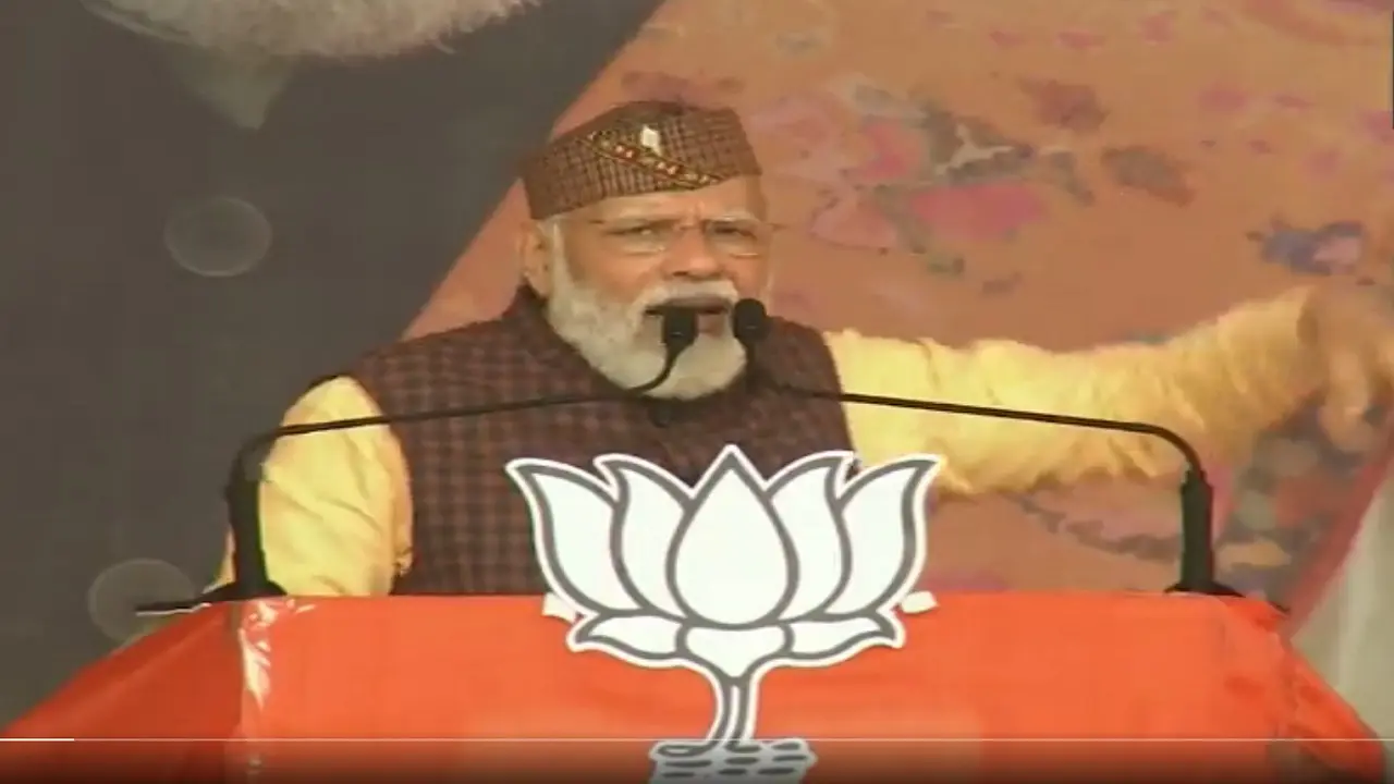 उत्तराखंड में बोले पीएम मोदी- कांग्रेस की एक ही पॉलिसी, ‘सरकार बनाओ, फिर घोटाले व भ्रष्टाचार करो’