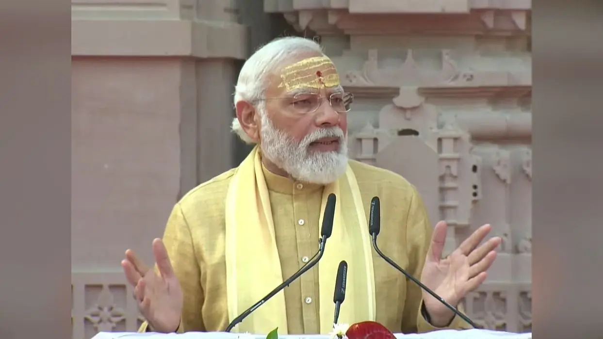 Kashi Vishwanath Corridor: बम-बम भोले का जयकारा लगा PM नरेंद्र मोदी बोले- काशी ने करवट ली तो देश का भाग्य बदला