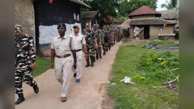 तृणमूल और सीपीएम समर्थकों के बीच मार-पीट, कई वाहनों में तोड़ -फोड़,10 से अधिक घायल
