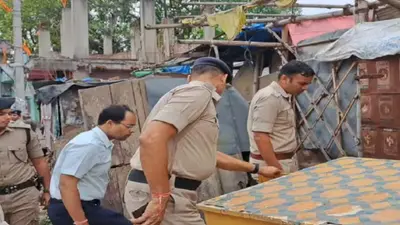 बिहार: छपरा में गश्ती पर निकले पुलिस वाहन को तेज रफ्तार ट्रक ने मारी टक्कर, एक की मौत, दो अस्पताल में भर्ती